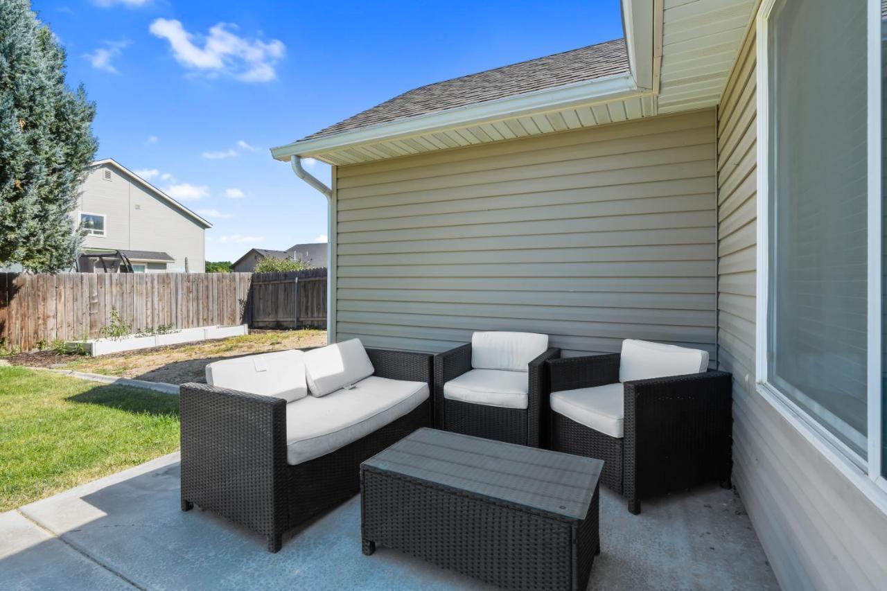 Southwestern Style 4 Bedroom Nampa Home Sleeps 16! ภายนอก รูปภาพ