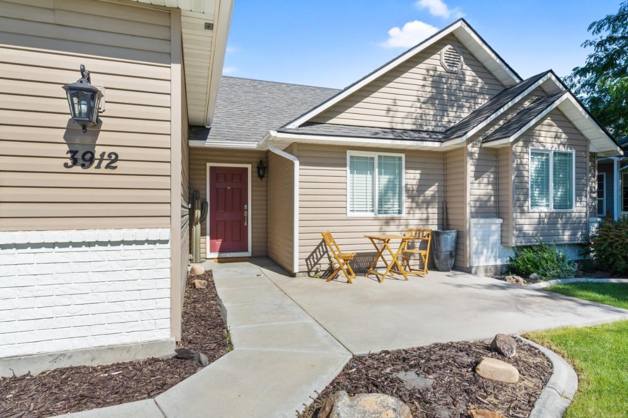Southwestern Style 4 Bedroom Nampa Home Sleeps 16! ภายนอก รูปภาพ